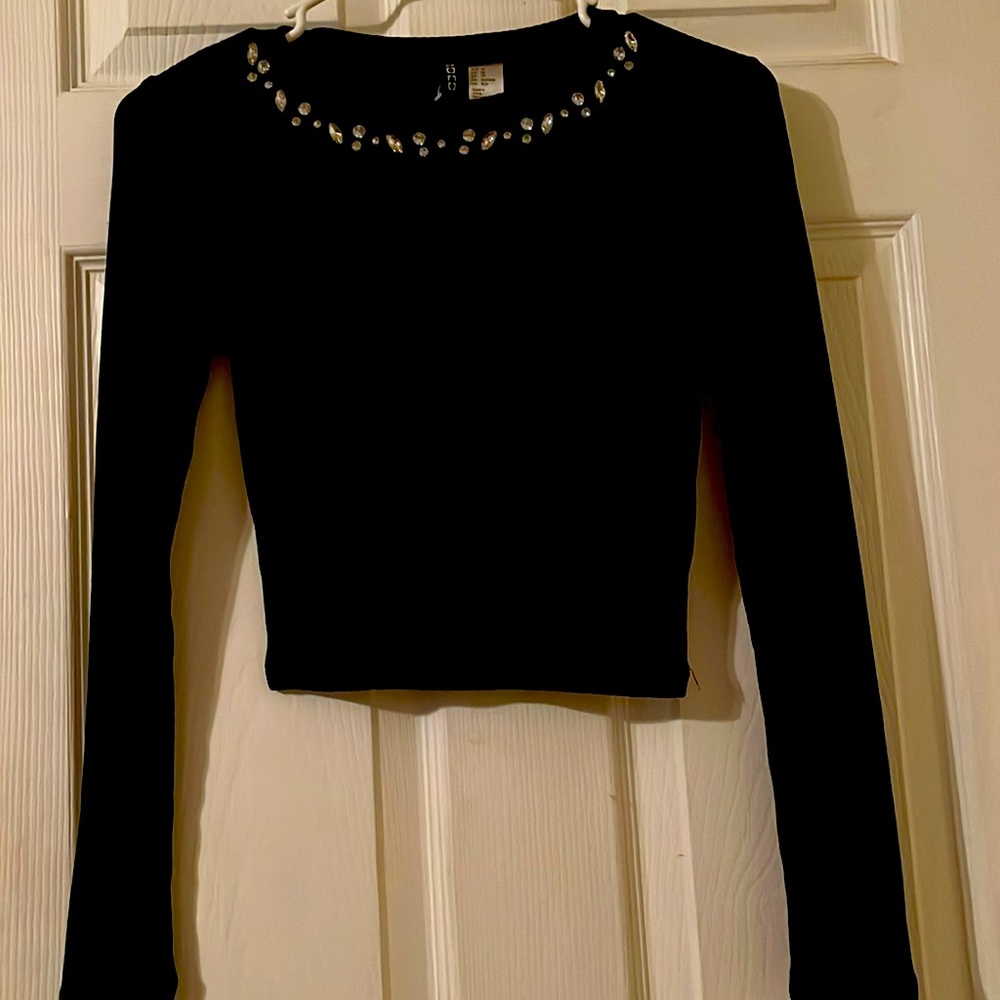 New beautiful long sleeve